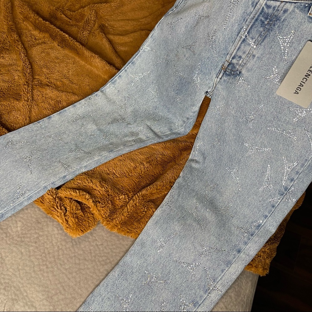 Balenciaga Crystal Eiffel Tower V-neck Denim Jeans in Blue - Picture 7 of 17